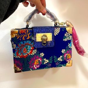 Patterned Blue Purse